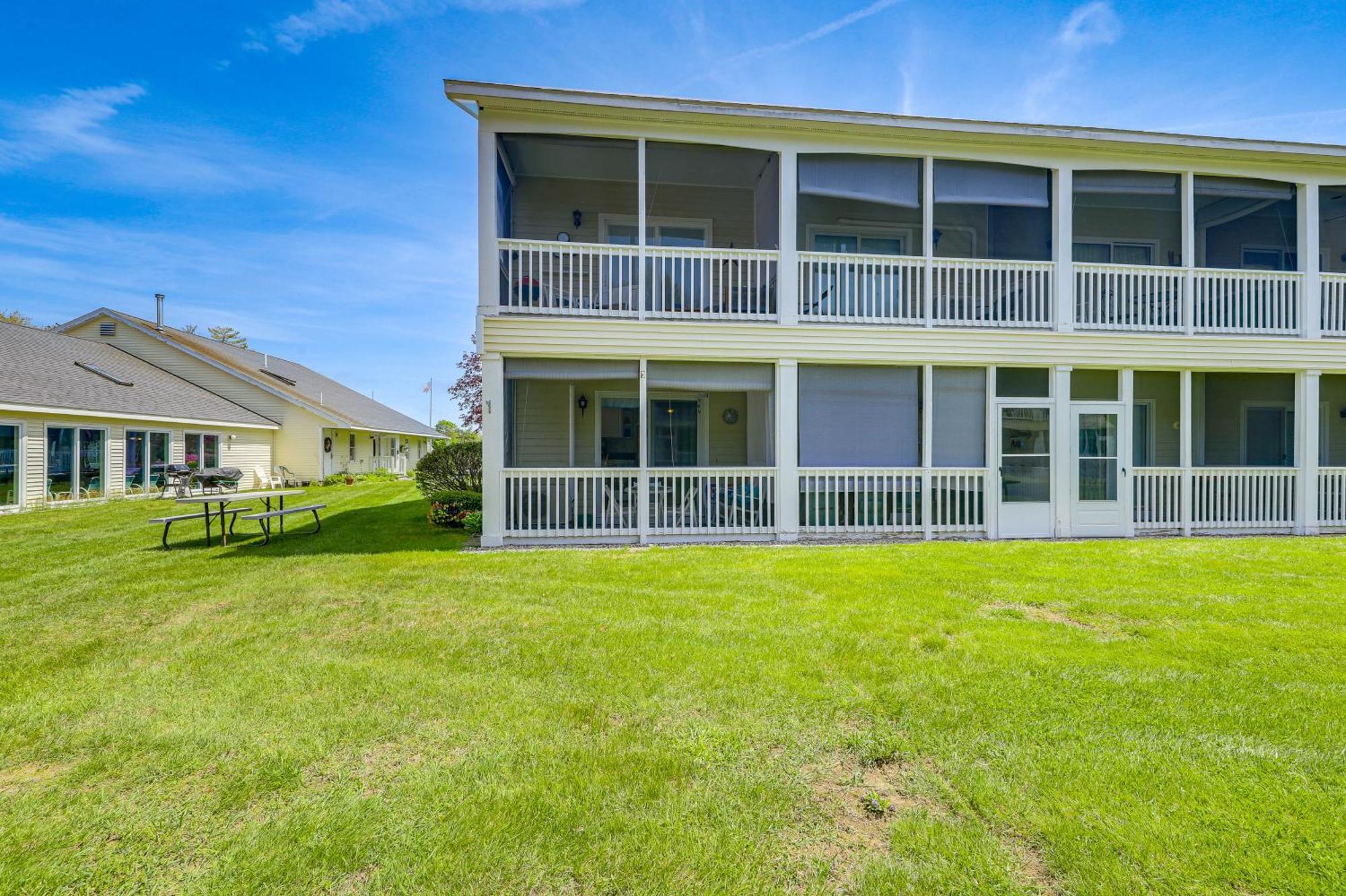 Quaint Condo In Wells With Community Indoor Pool! Exterior foto